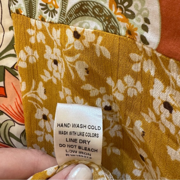 GiGiO Women's Floral Boho Patchwork Top - Multicolor - Size Small - Picture 6 of 7